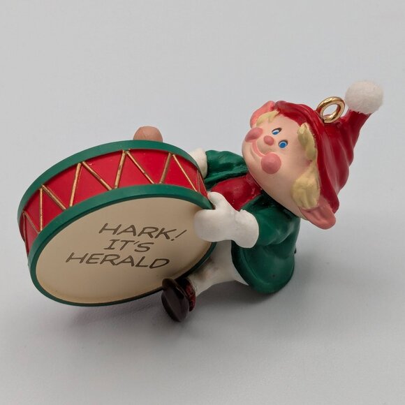 Hallmark Keepsake Hark! It's Herald 1990, 2nd in the Hark! It's Herald Series - Picture 1 of 10